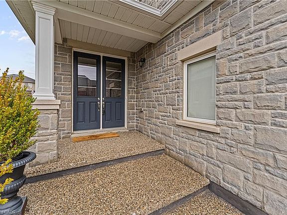 3rd image of 139 Vinton Rd