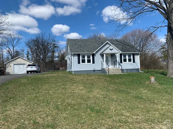 186 Hamilton Rd, Athens, NY 12015