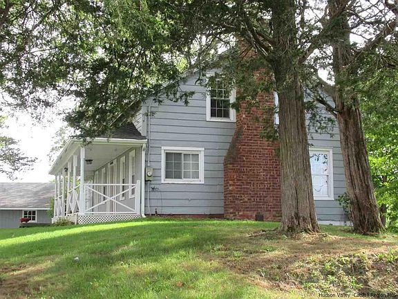 4th image of 163 Malden Tpke