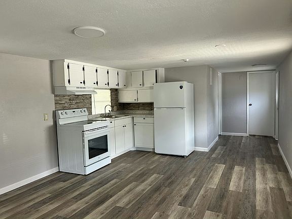 3rd image of 8301 New York Ave #1A