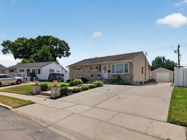 795 Herman Avenue, Franklin Square, NY 11010