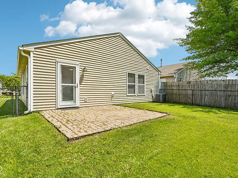 1754 Elijah Blue Dr — Photo 29