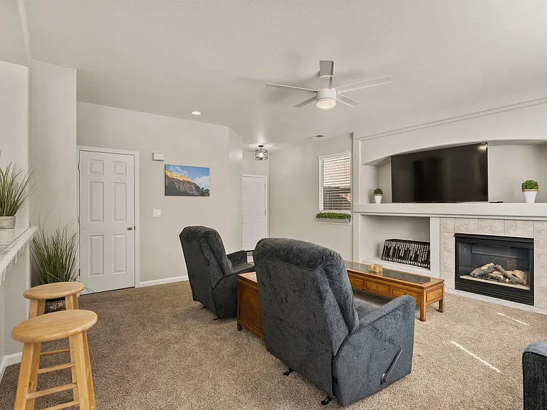 10640 Arbor Way — Photo 12