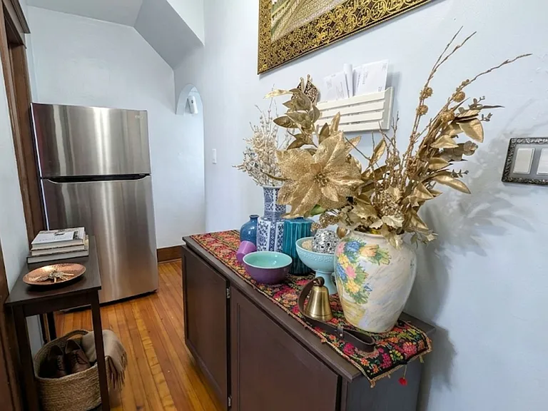 166 Morton Ave #3 — Photo 3