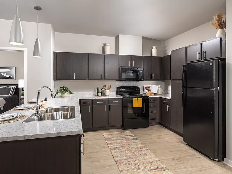 Middle Creek Lofts — Photo 9