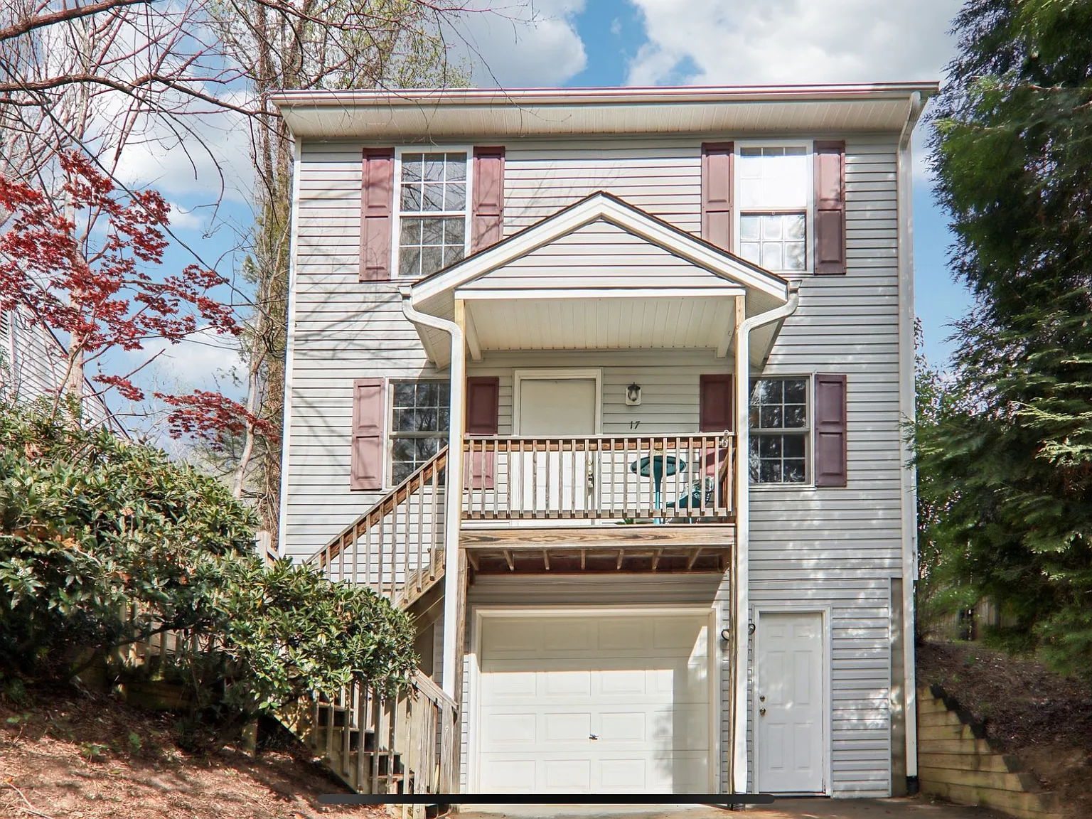 3 bed, 2.5 bath, 1382 sqft, $2,850 — Photo 2