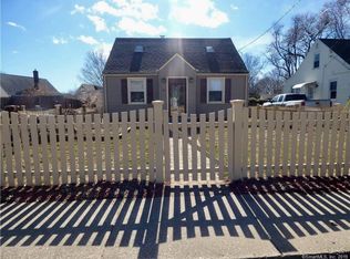 10 Clearview Ave, East Haven, CT 06512