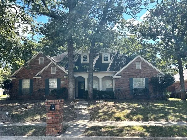 1408 Flying Jib Dr, Azle, TX 76020