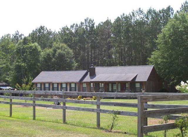 1st image of 206 Plantation Dr