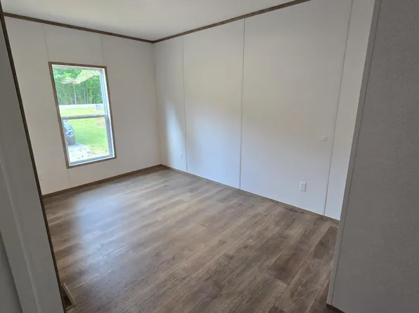 2668 Bodie Currin Rd, Oxford, NC 27565