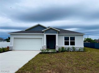 215 NW 4th Ave, Cape Coral, FL 33993