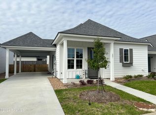 301 Silver Star Ct, Broussard, LA 70518
