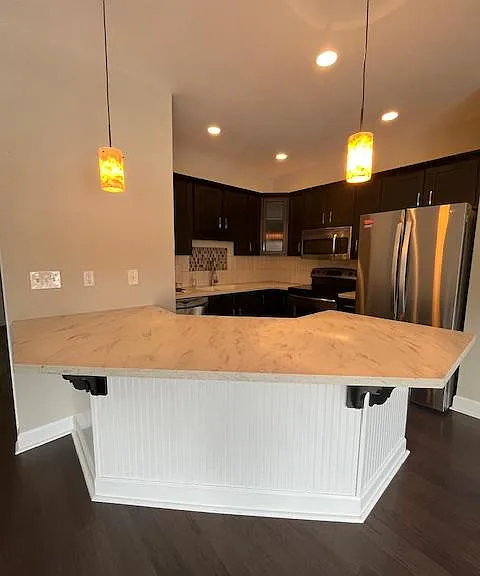 Breakfast bar