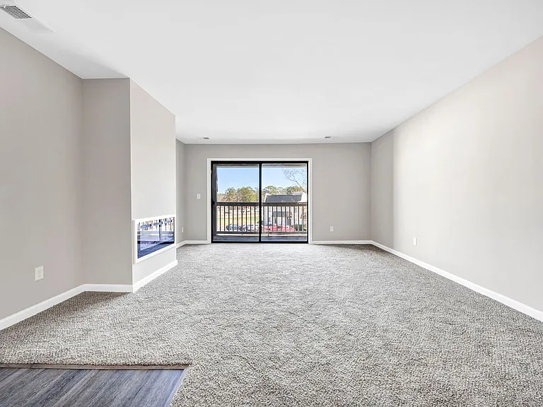 Gleneagle Apartment Homes — Photo 47