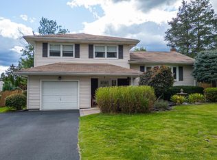 4 Baumer Rd, Sayreville, NJ 08872