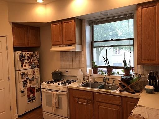 1st image of 4900 N Seeley2040 W #1FF