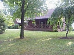 888 Ellis Woods Rd, Pottstown, PA 19465