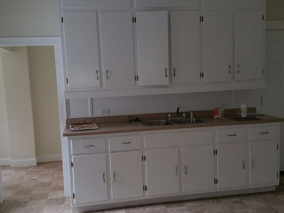 2nd image of 100 Winthrop St #1