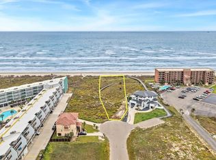 102 Mariners Dr, Port Aransas, TX 78373