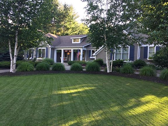 4th image of 3795 Goodwood Dr SE