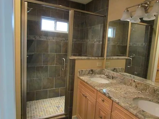 Master en suite bath