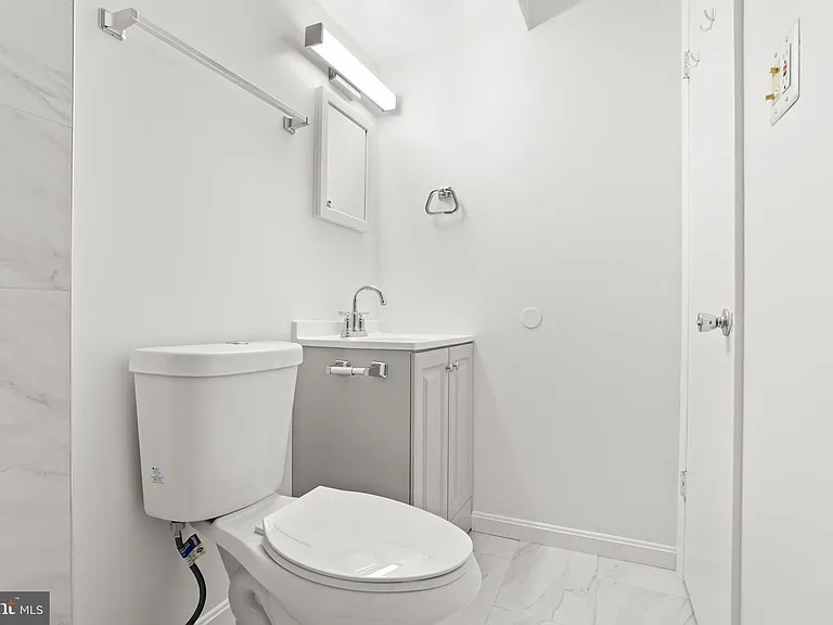 18616 Pier Point Pl — Photo 37
