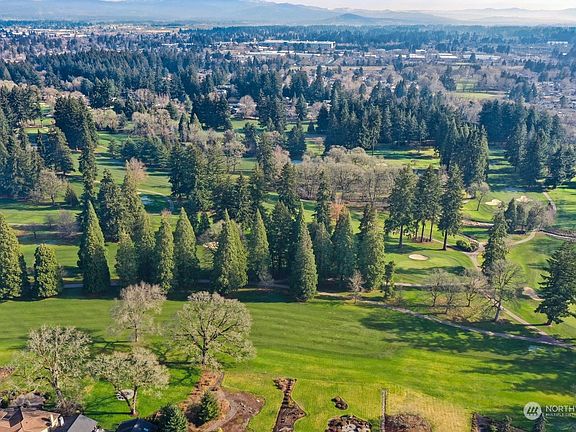 4th image of 0 NE Royal Oaks Drive
