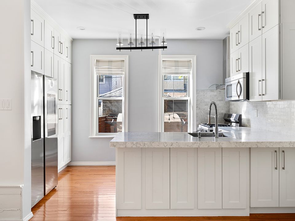 1st image of 2542 Bedford Ave #1