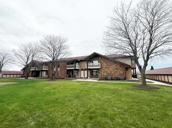 1751 Eldorado Dr APT 7, Green Bay, WI 54302