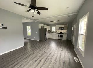 303 S East St, Monmouth, IL