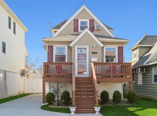 141 Lawson Ave, East Rockaway, NY 11518