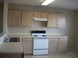 1033 Mazourka Dr, Arlington, TX 76001