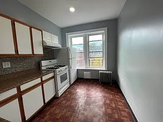 Rented by Paragon Real Estate Corporation