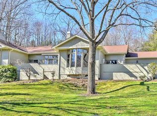 12 River Knoll Rd, Asheville, NC 28805