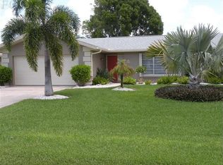 421 SW 46th Ter, Cape Coral, FL 33914