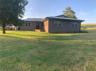 6082 County Road 1210 Rd, Hydro, OK 73048