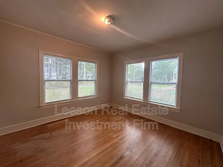 3802 Baltimore Ave — Photo 9