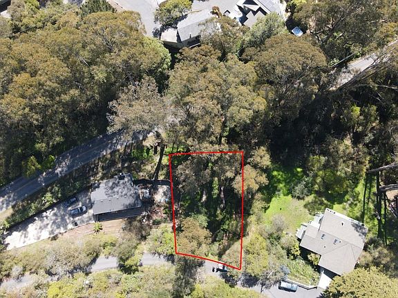 4th image of 3690 Stance Ave