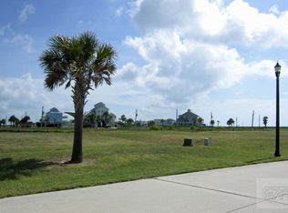 4139 Great Blue Heron Dr, Galveston, TX 77554