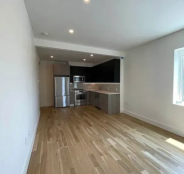 577 3rd Ave #5B — Photo 2