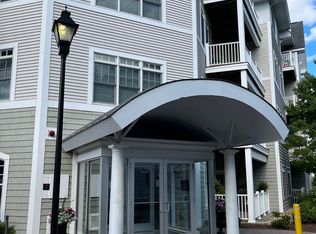 614 Pond St Unit 1416, Braintree, MA 02184