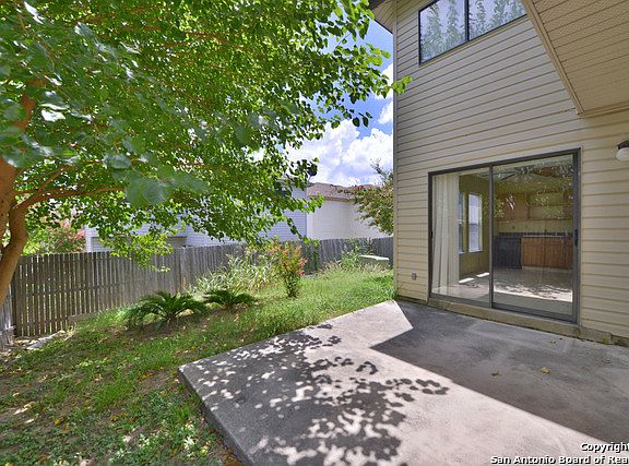 2nd image of 8926 Breezefield