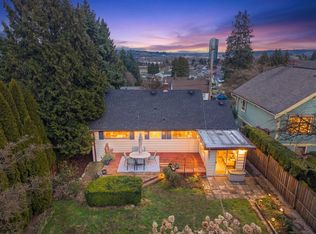 521 Garfield St, New Westminster, BC V3L 4A6
