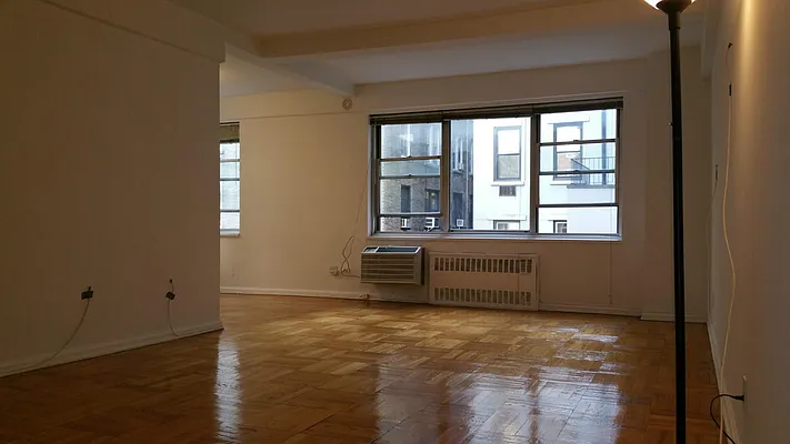 Rented by Keller Williams NYC | media 33