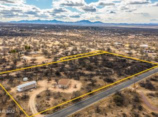 1491 W Hawk Way, Amado, AZ 85645