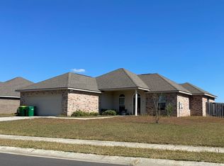 2016 Irma Cir, Ocean Springs, MS 39564