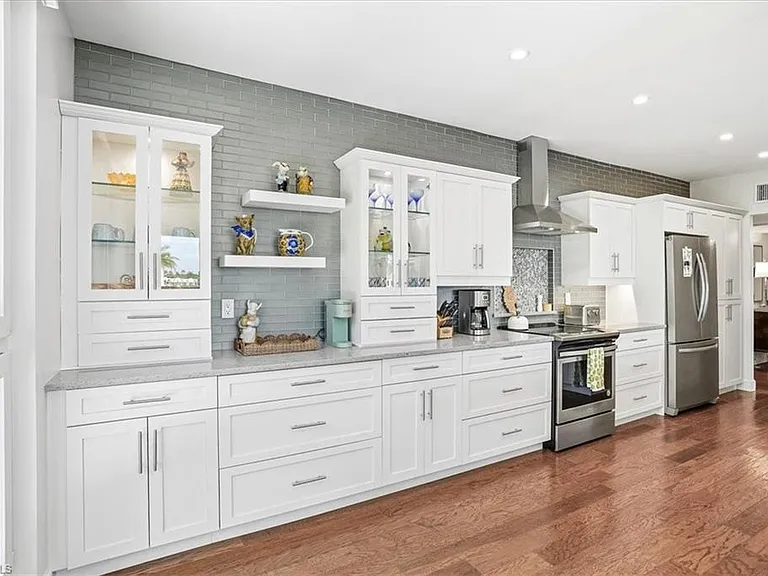 4031 Gulf Shore Blvd N #25 — Photo 10