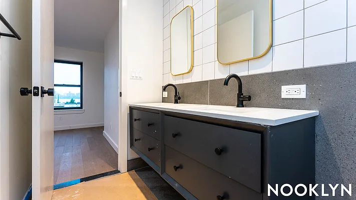 Rented by Nooklyn NYC LLC | media 28