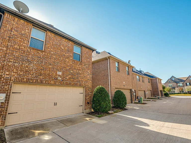 4654F Rhett Ln — Photo 14