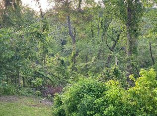 3553 Skyview Dr, Huntington, WV 25701